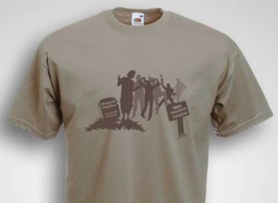 This t-shirt, depicting people celebrating at the grave of Margaret Thatcher, has been withdrawn from sale at the Sinn Féin Bookshop.