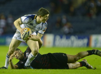 Brian O'Driscoll evades Ben Atiga.